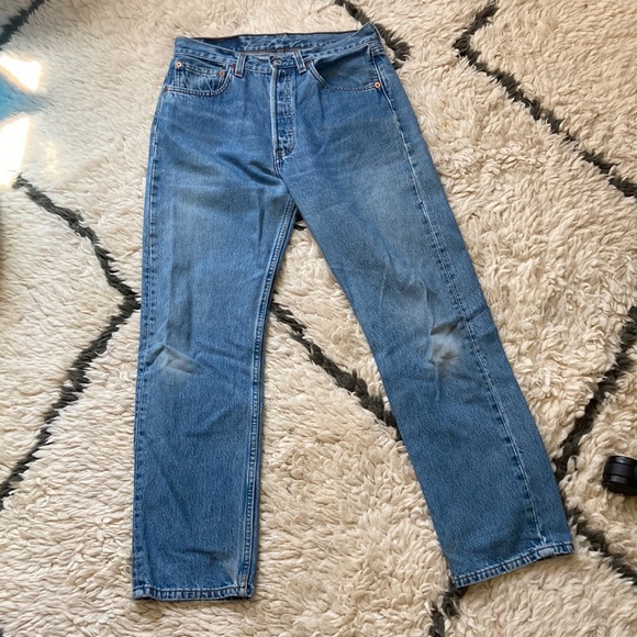 True Vintage Levi’s 501 - Picture 3 of 17